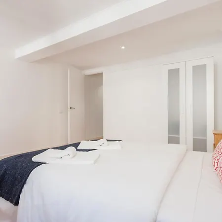 Center Castelo * Lizbona